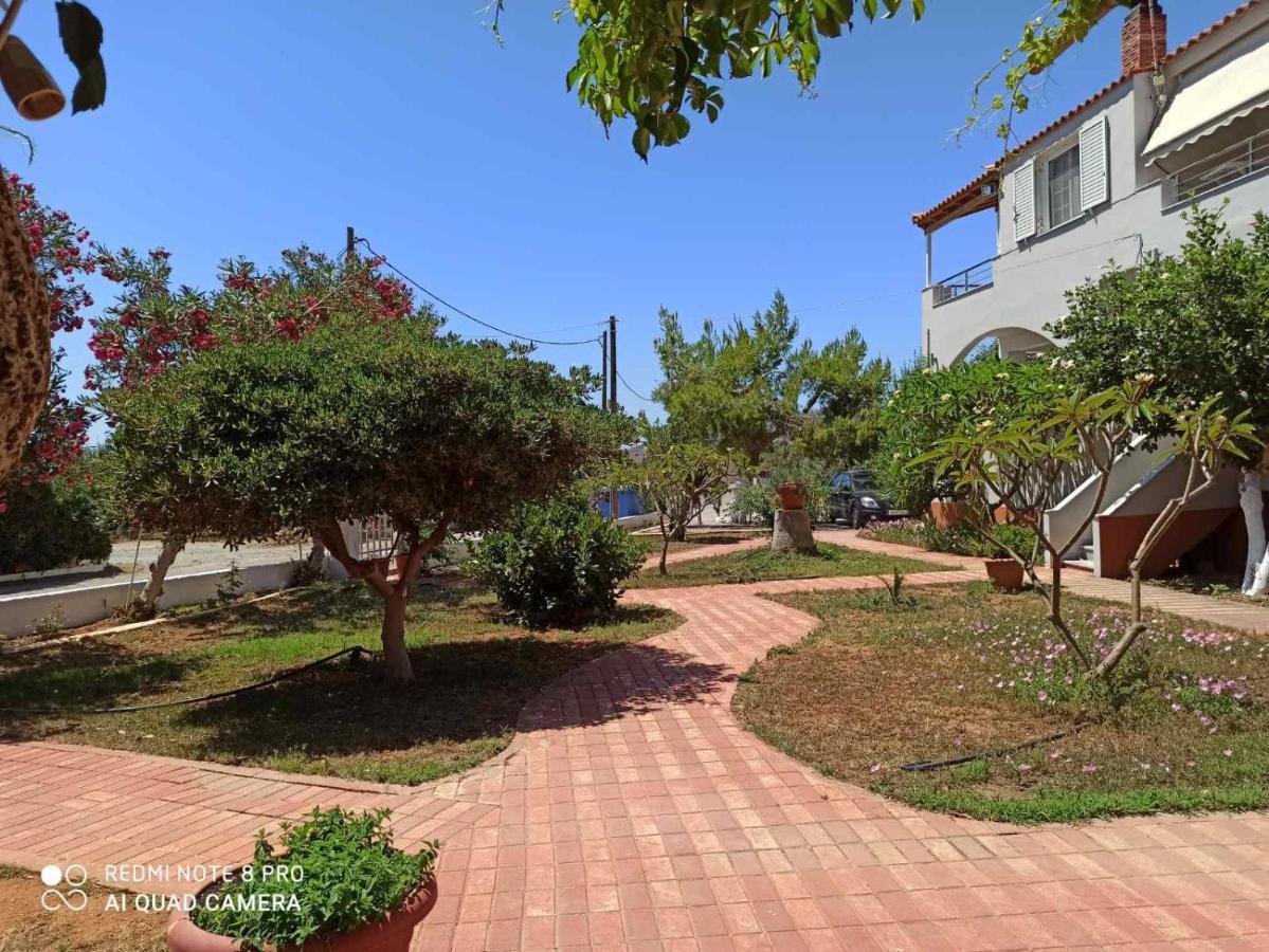 Vias Hotel Neápolis Buitenkant foto