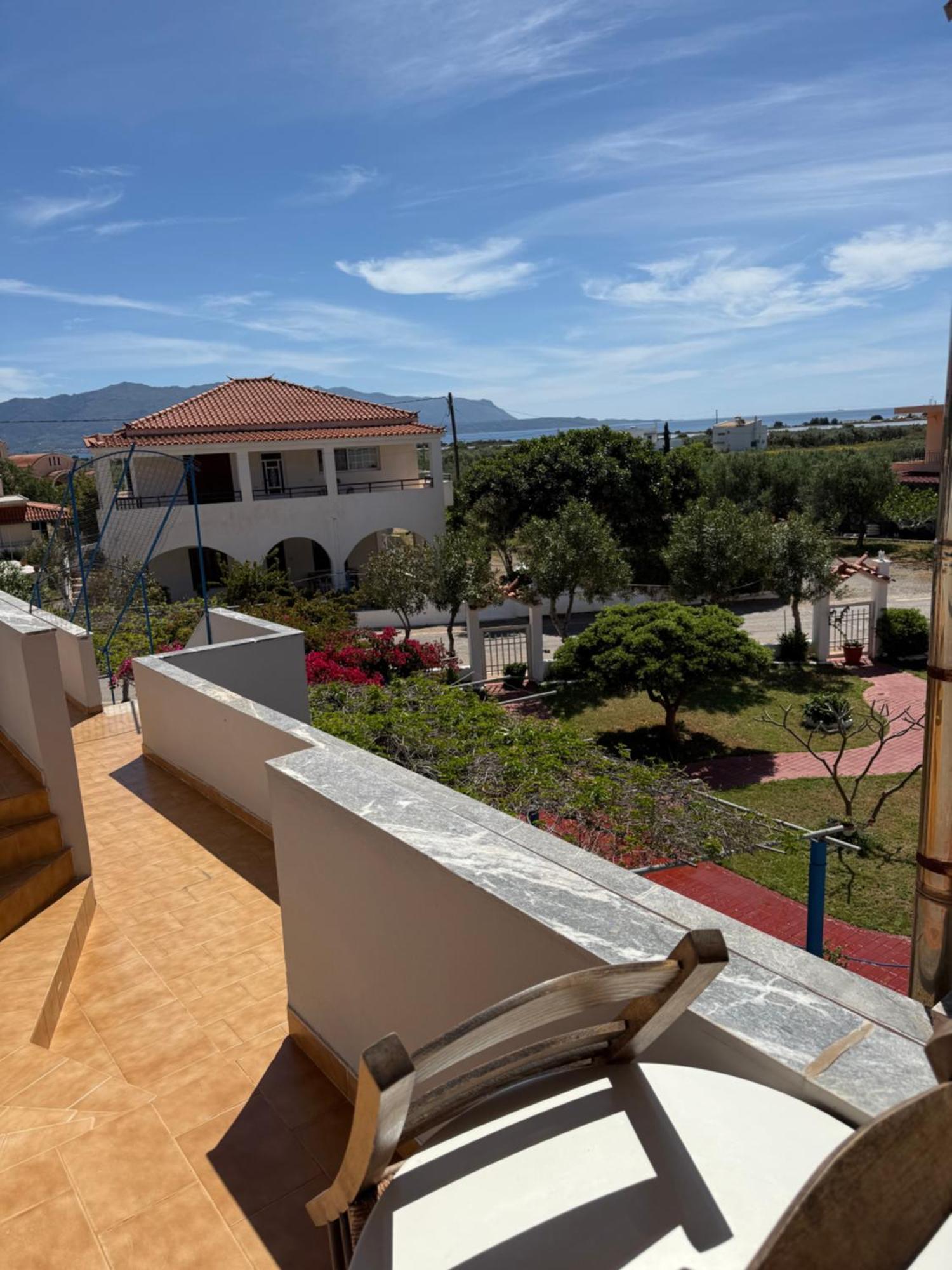 Vias Hotel Neápolis Buitenkant foto