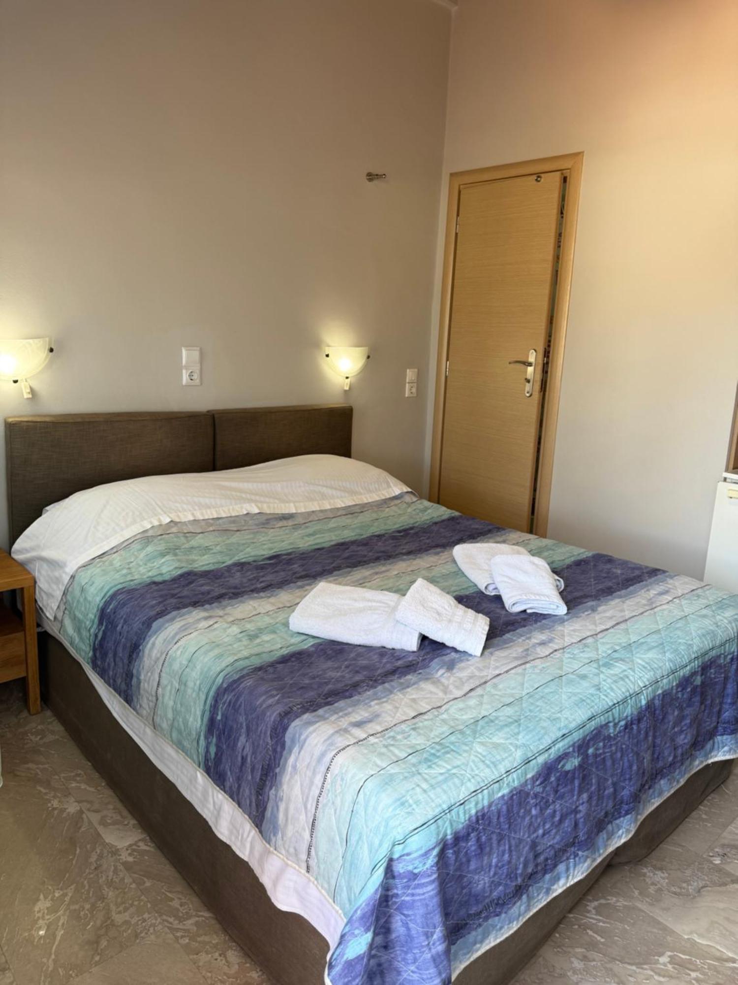 Vias Hotel Neápolis Buitenkant foto