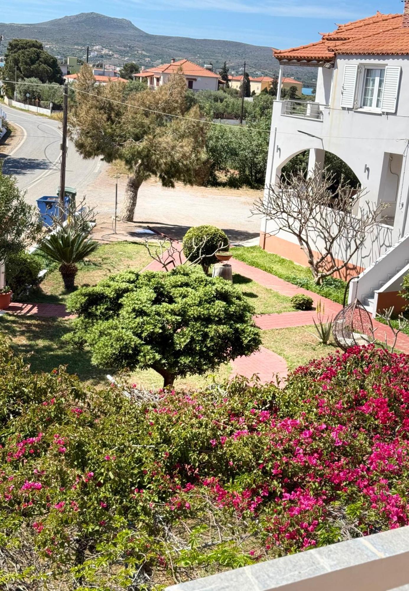 Vias Hotel Neápolis Buitenkant foto