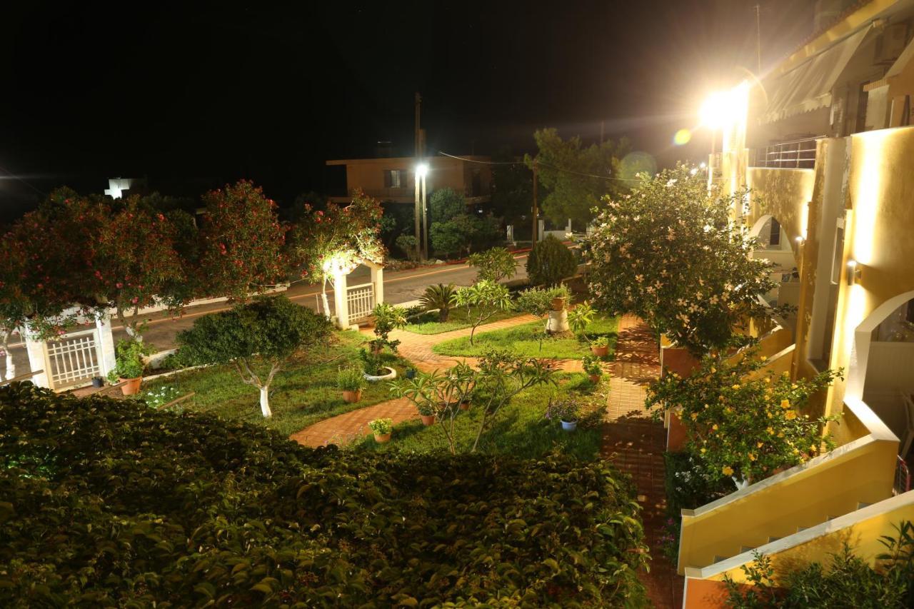 Vias Hotel Neápolis Buitenkant foto